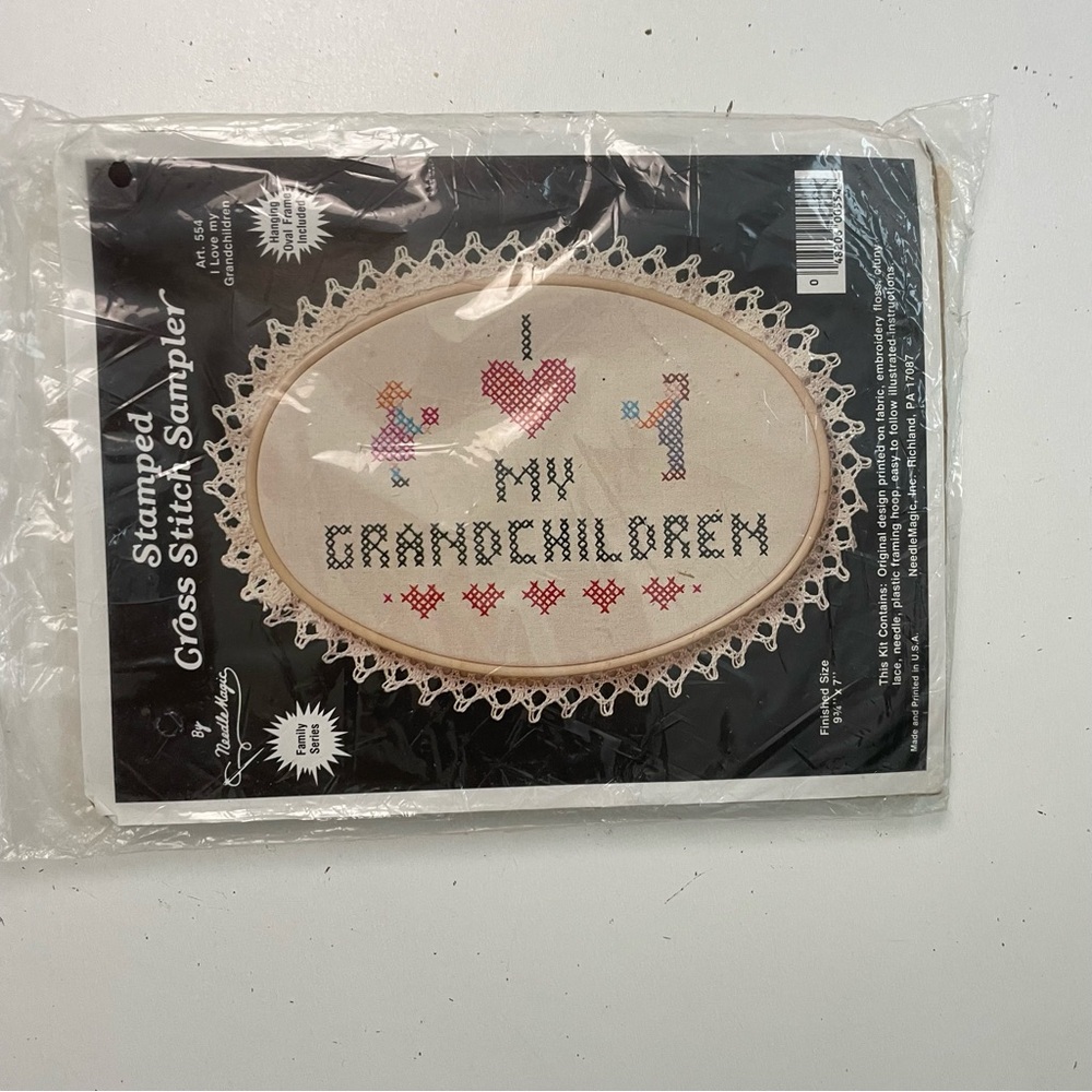 Vintage Needle Magic Stamped Cross Stitch Kit I Love My Grandchildren Oval Frame